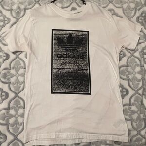 Large Adidas Mens Graphics Tshirt
